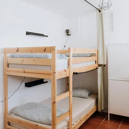 Albergue Endless Summer (adults Only) *