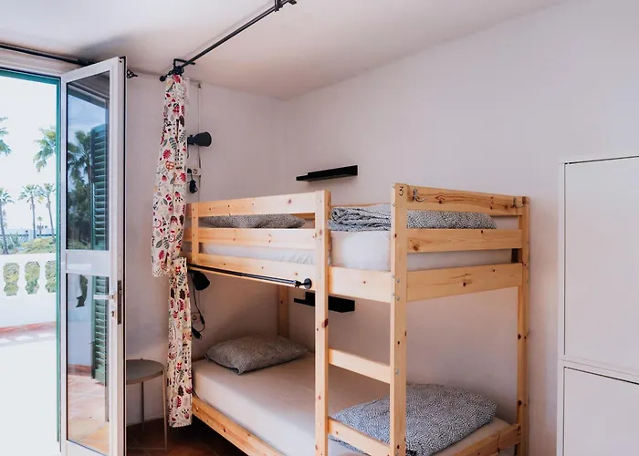 Hostel Endless Summer *