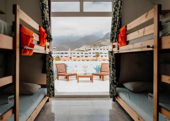 Hostel Endless Summer *